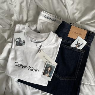 Relaxed Fit Standard Calvin T-Shirt Klein® USA Crewneck Logo 