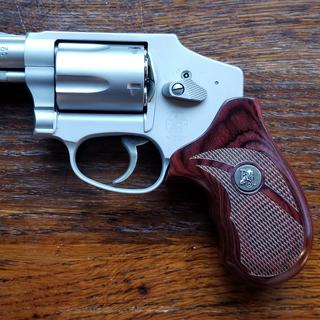 SMITH & WESSON 642 AIRWEIGHT .38 SPECIAL 1.9" BARREL 5-ROUNDS