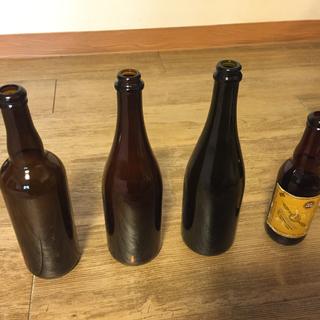 From left to right
1. 750ml belgianstyle(morebeer) 2. 750ml amber champagne(morebeer)
3. 750ml sour