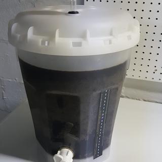 Great affordable 4gal fermenter. 
Added a 3piece blow off assembly and a stick-on "thermometer".