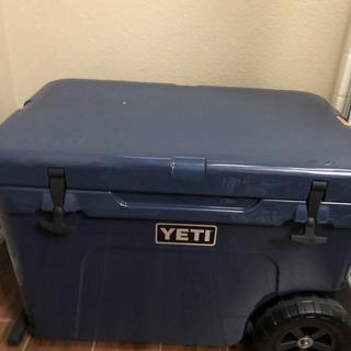 Yeti Tundra Haul Cooler - Harvest Red