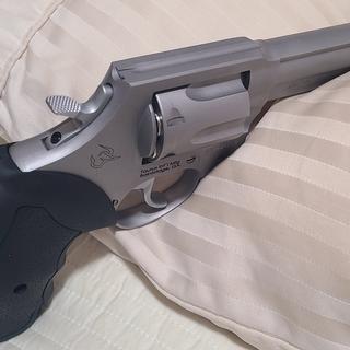 Taurus Raging Hunter 357 Magnum 5.13in Black Revolver - 7 Rounds