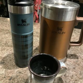 Stanley Classic Stay Hot French Press 48 oz - Dardano's Shoes