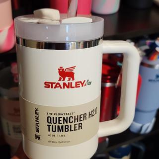 ☘Limited Edition Stanley Flowstate H2.O Quencher Rose Quartz Glo 40 OZ  Tumbler ☘