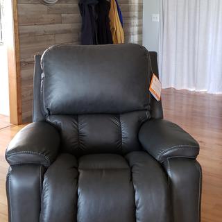 Lazy boy greyson online rocker recliner