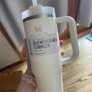 Stanley Tumbler - The Quencher H2.0 Flowstate™ Tumbler