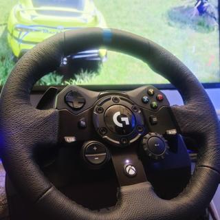  Logitech G 923 Racing Steering Wheel and Pedals, TRUEFORCE  Force Return Pressure-Sensitive Pedals, Dual Clutch, Launch Control,  Traditional Design, for Xbox Series X