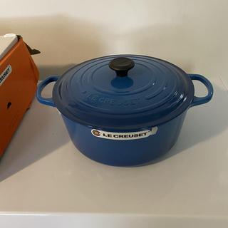 Le Creuset 9 qt Round Dutch Oven — Culinary Apple